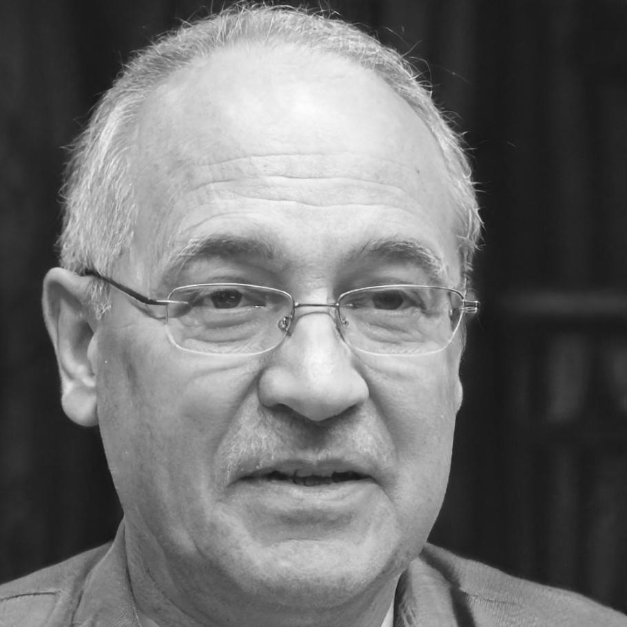 Dr. Marcus Weber, Gründer und Chefanalyst
